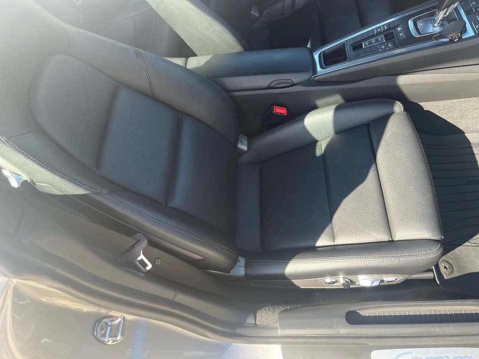 2012 Porsche 991 Carrera - Image 19 of 23