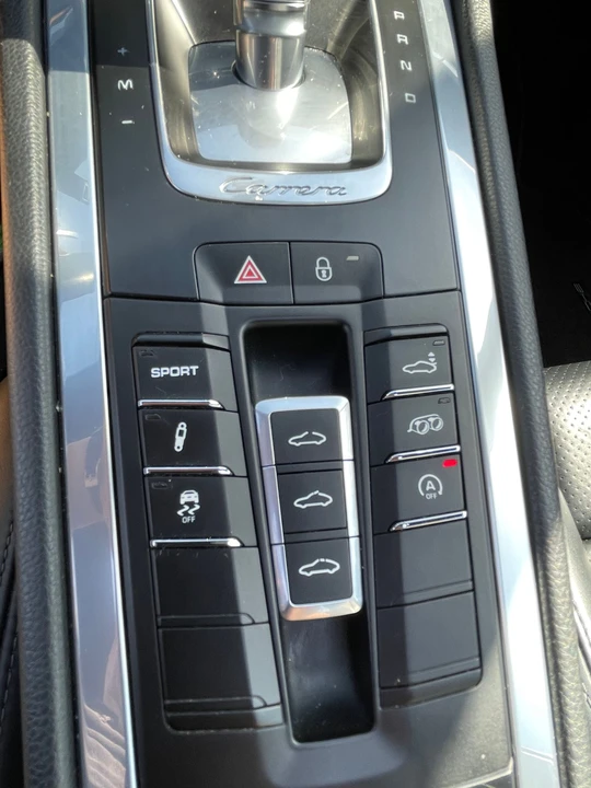 2012 Porsche 991 Carrera S - Image 8 of 31