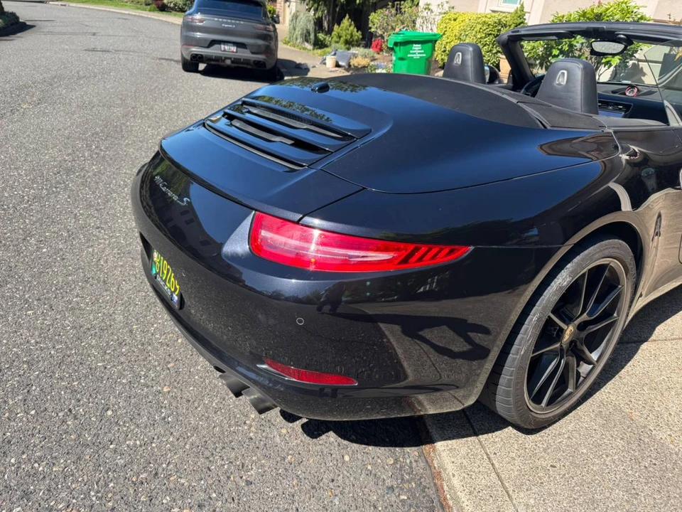 2012 Porsche 991 Carrera S - Image 17 of 18