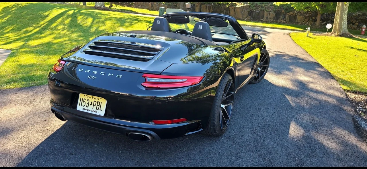 2013 Porsche 991 Carrera - Image 9 of 10