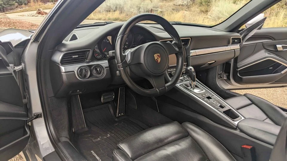 2012 Porsche 991 Carrera - Image 10 of 17