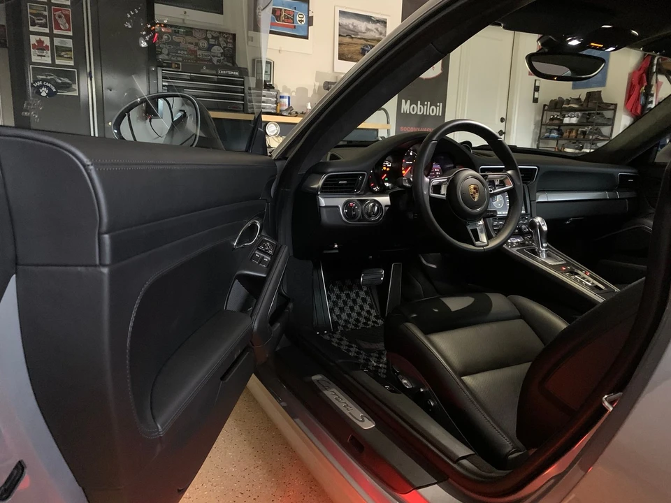 2012 Porsche 991 Carrera S - Image 21 of 28