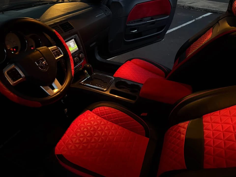 2012 Dodge Challenger 3rd Gen - Image 4 of 8