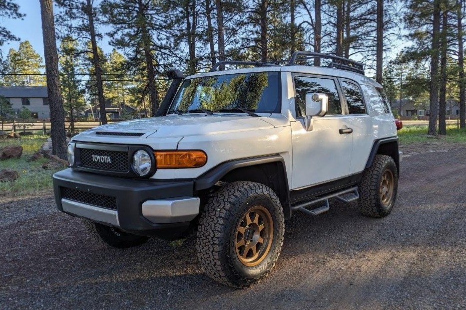 Supercharged 2012 Toyota FJ Cruiser