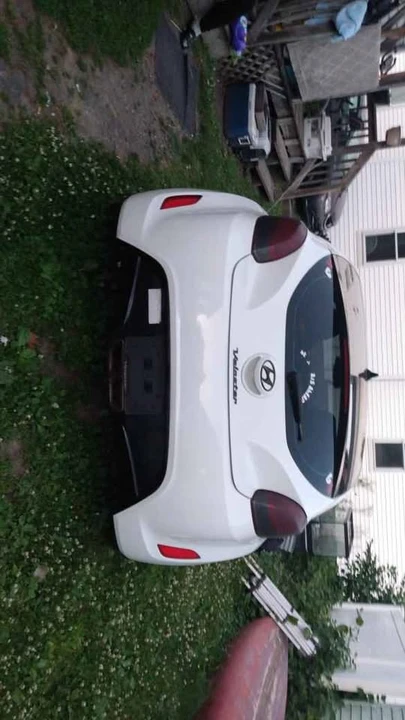 2013 Hyundai Veloster - Image 4 of 5