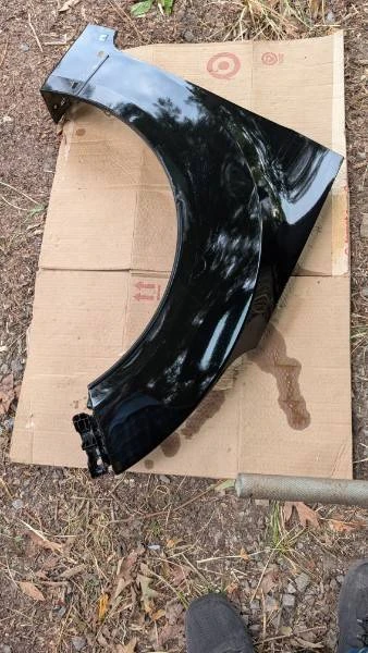 2013 Parts & Memorabilia Bodywork - Image 7 of 20