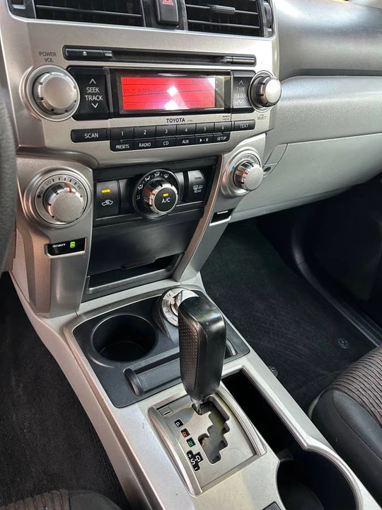 2013 Toyota 4Runner 5th Gen - Image 6 of 9