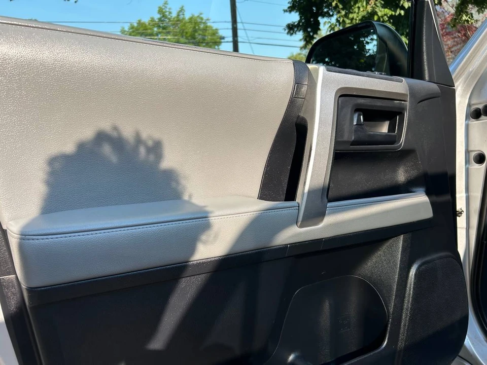 2013 Toyota 4Runner 5th Gen - Image 7 of 9