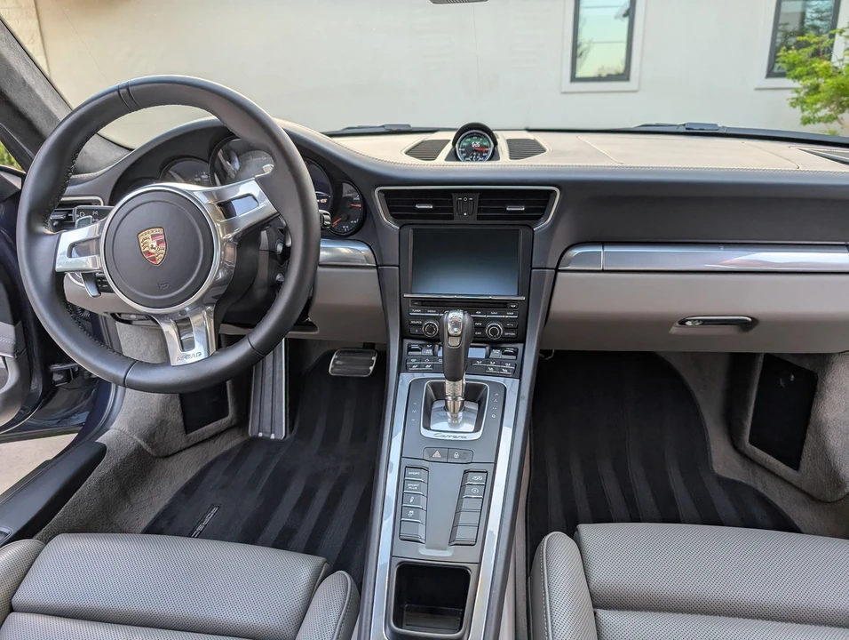 2013 Porsche 991 Carrera 4S - Image 24 of 31