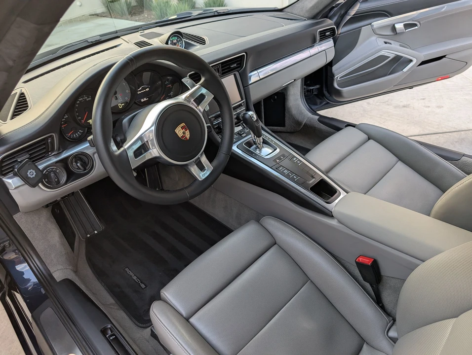 2013 Porsche 991 Carrera 4S - Image 23 of 31