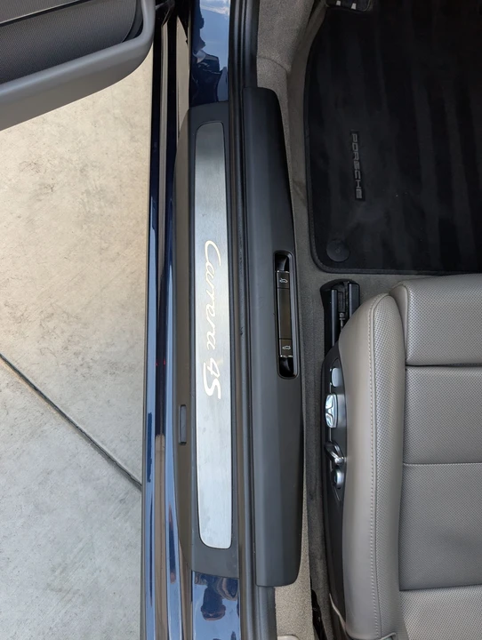 2013 Porsche 991 Carrera 4S - Image 22 of 31