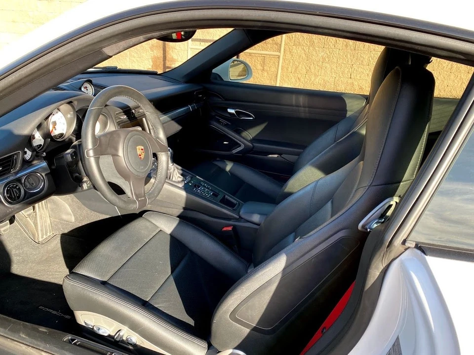 2013 Porsche 991 Carrera - Image 9 of 9