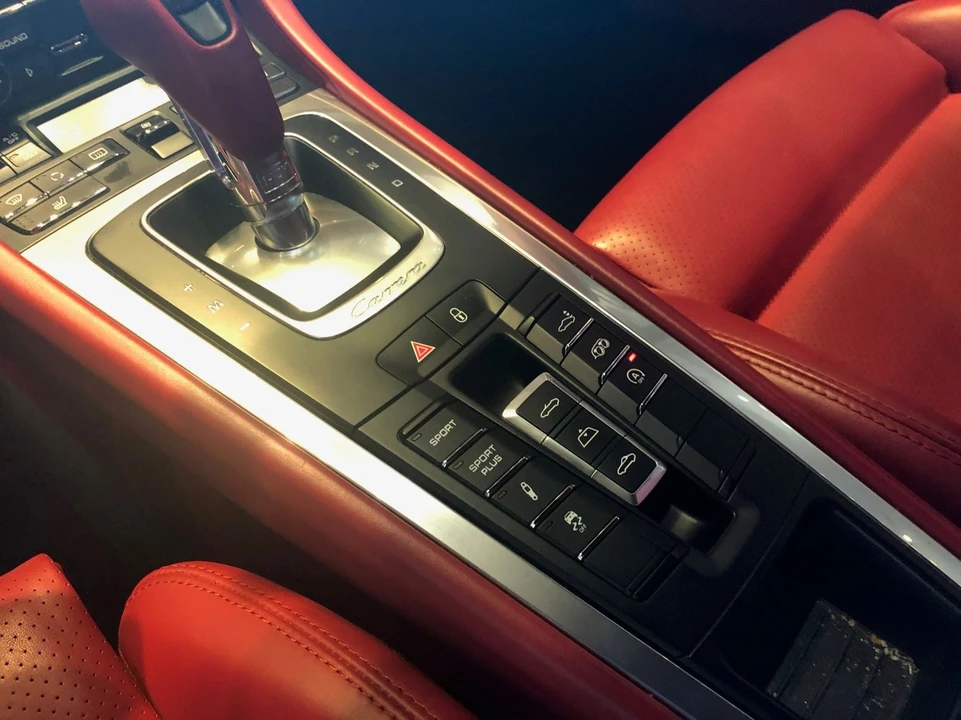 2013 Porsche 991 Carrera 4S - Image 12 of 31