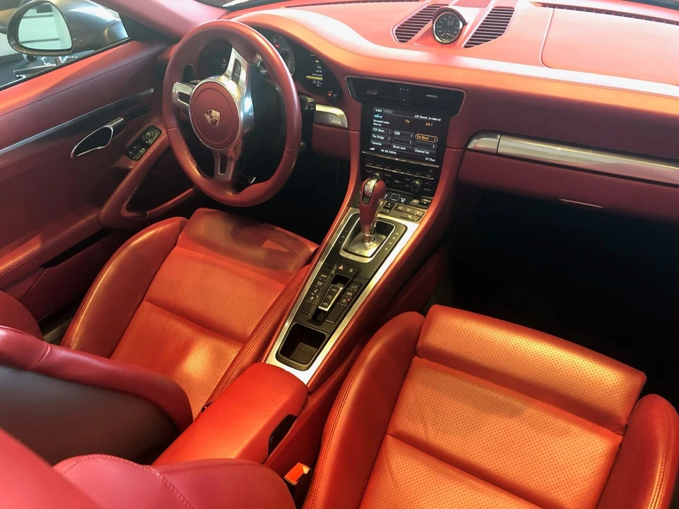 2013 Porsche 991 Carrera 4S - Image 19 of 31