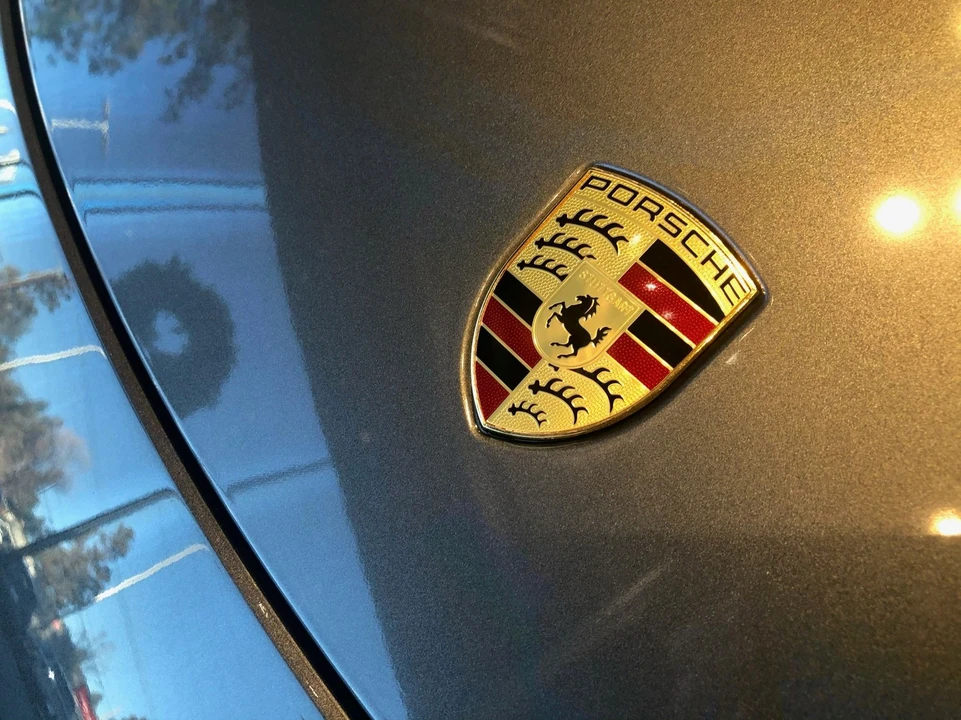 2013 Porsche 991 Carrera 4S - Image 2 of 31