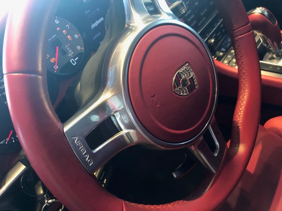 2013 Porsche 991 Carrera 4S - Image 11 of 31