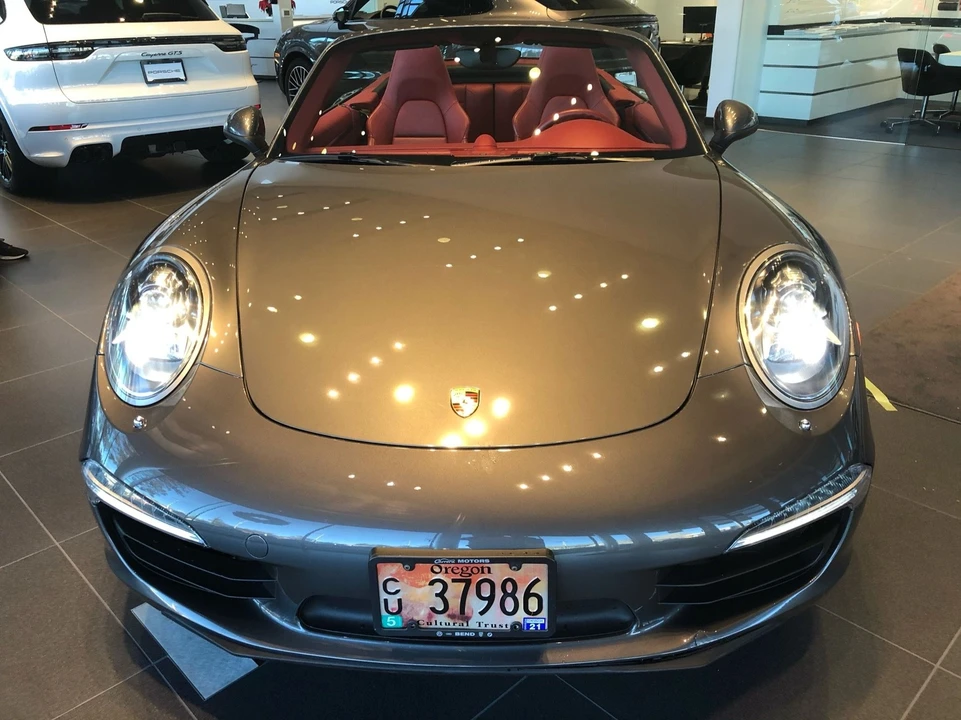 2013 Porsche 991 Carrera 4S - Image 25 of 31