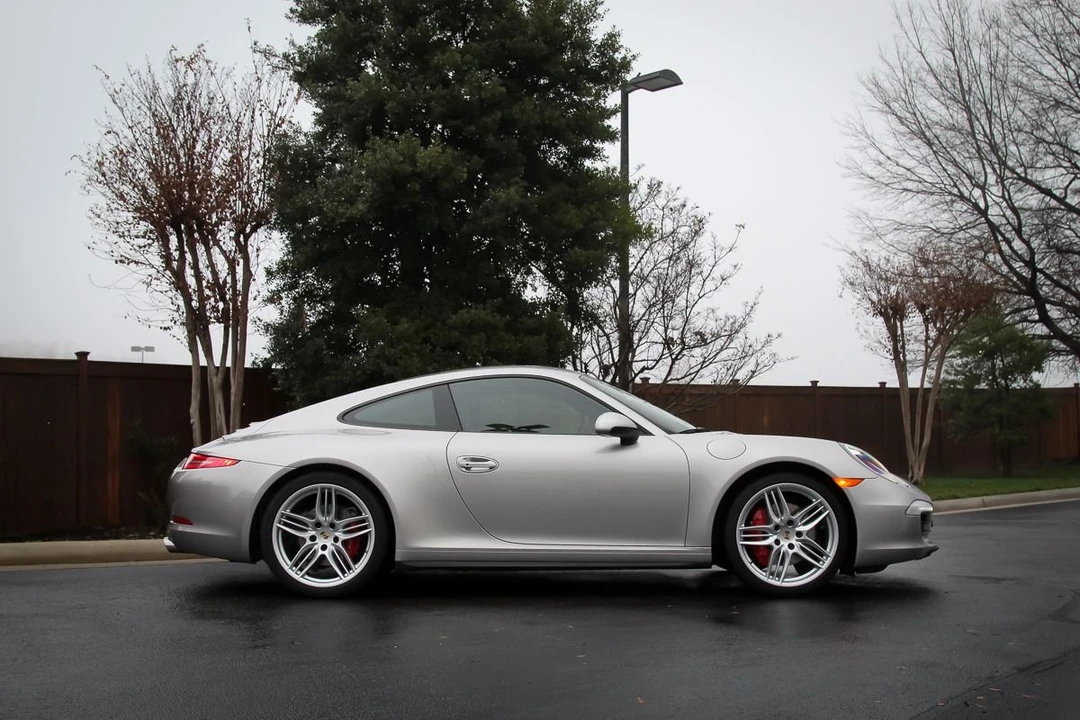 2013 Porsche 991 Carrera 4S - Image 3 of 23