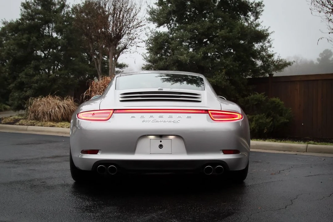2013 Porsche 991 Carrera 4S - Image 5 of 23