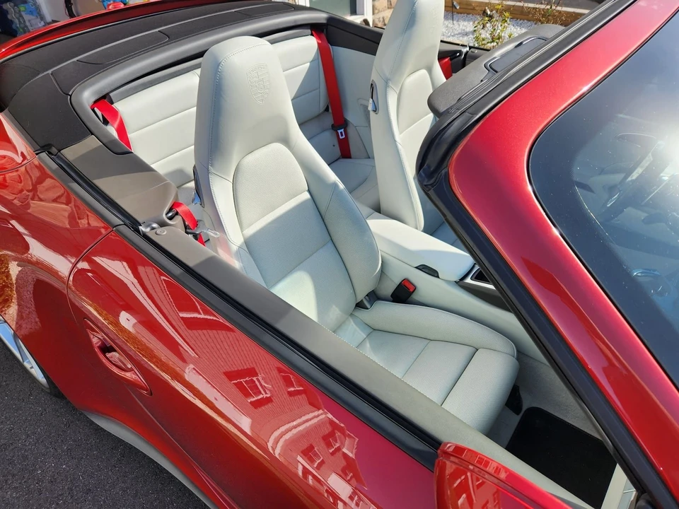 2013 Porsche 991 Carrera 4 - Image 4 of 10