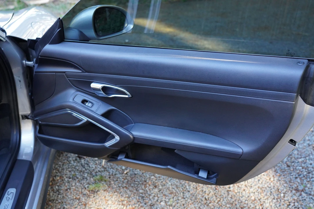 2013 Porsche 991 Carrera 4S - Image 11 of 25