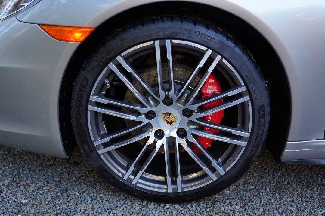 2013 Porsche 991 Carrera 4S - Image 23 of 25
