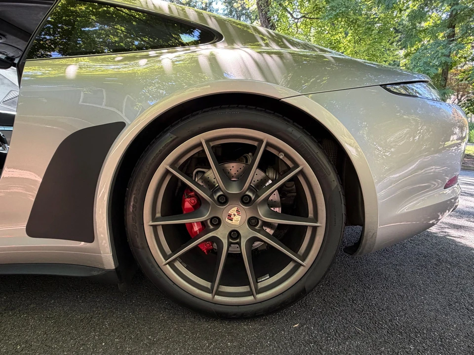 2013 Porsche 991 Carrera 4S - Image 9 of 31
