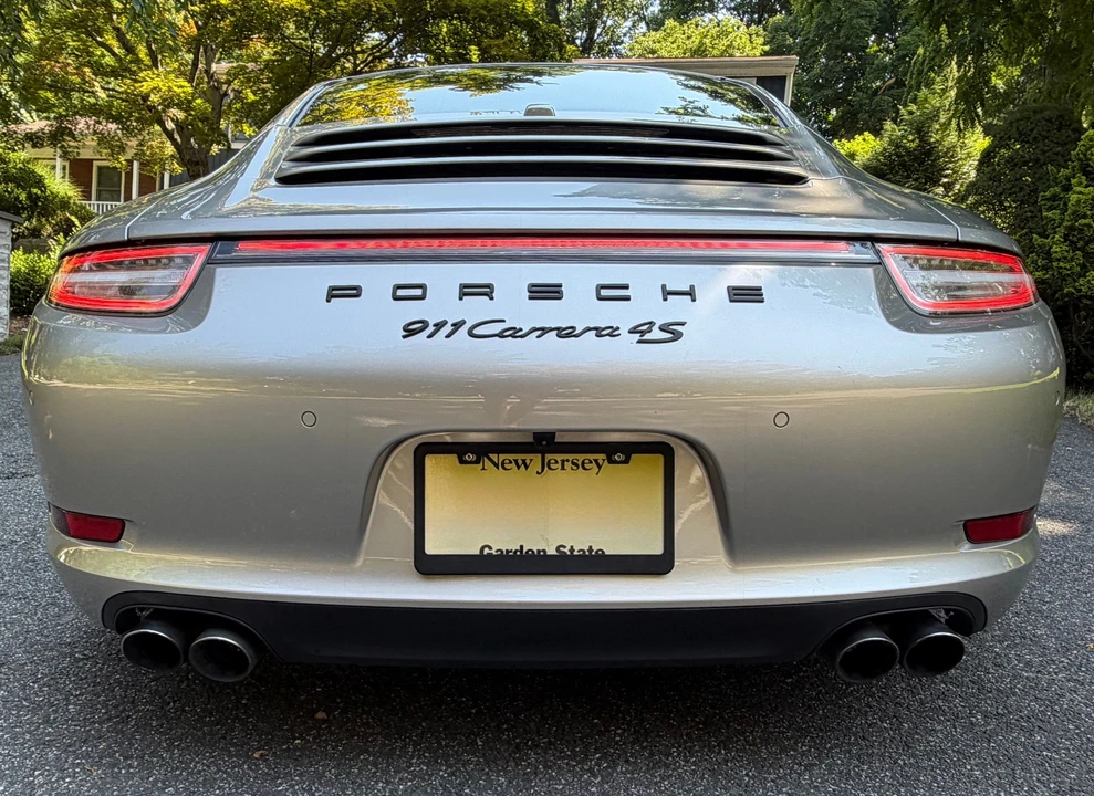 2013 Porsche 991 Carrera 4S - Image 12 of 31
