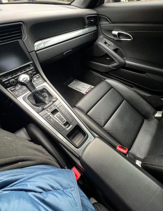 2013 Porsche 991 Carrera - Image 9 of 20