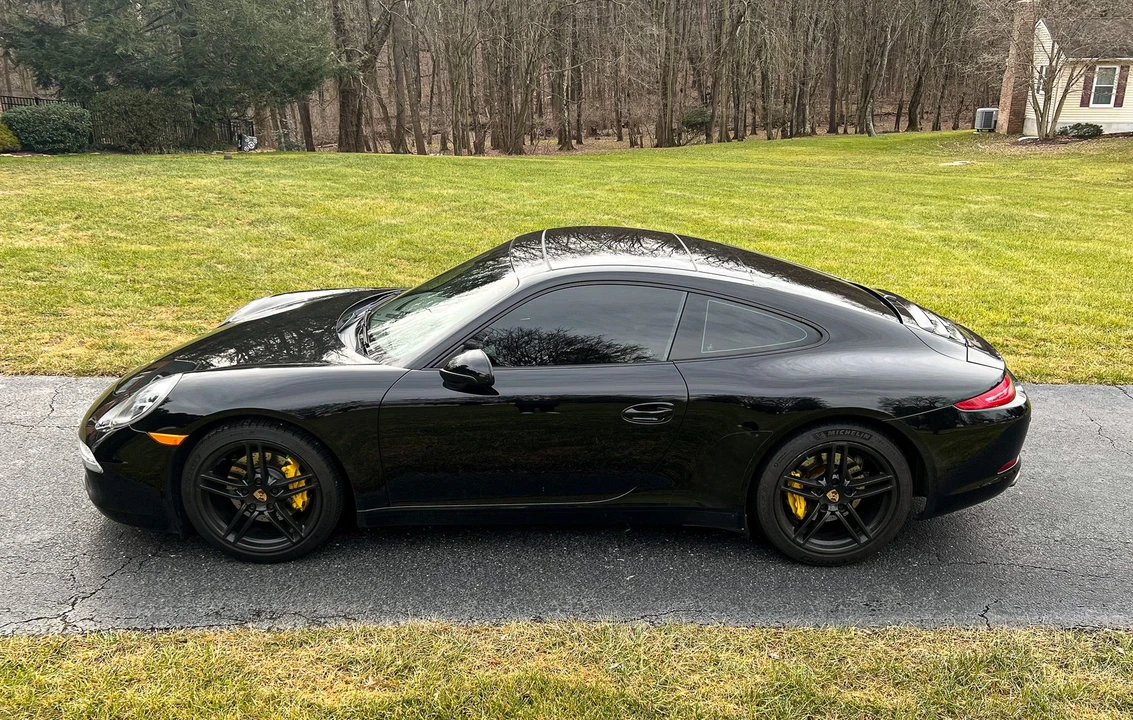 2013 Porsche 991 Carrera - Image 16 of 20