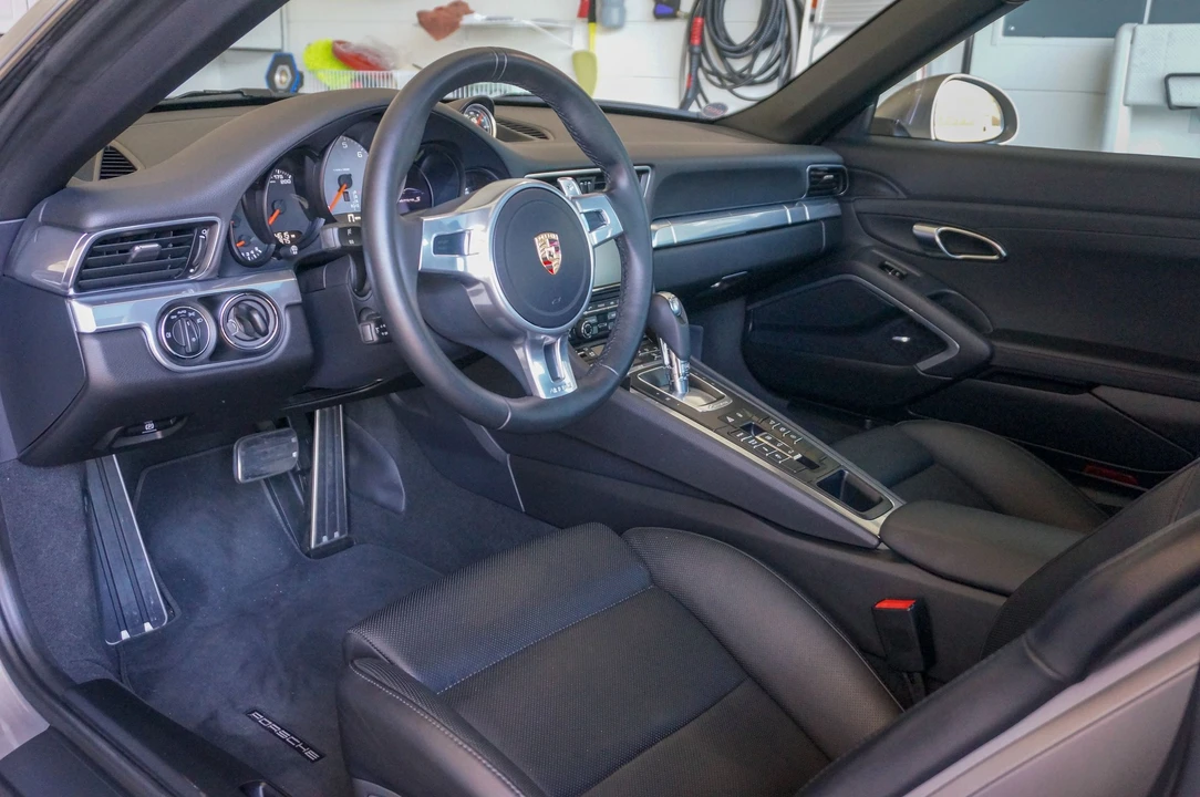 2013 Porsche 991 Carrera S - Image 6 of 6