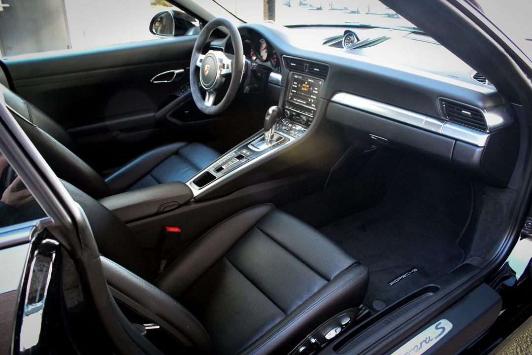2013 Porsche 991 Carrera S - Image 7 of 17