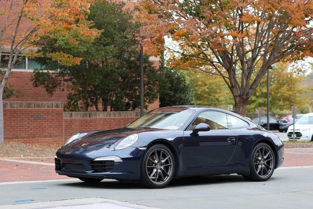 2013 Porsche 991 Carrera - Image 2 of 31