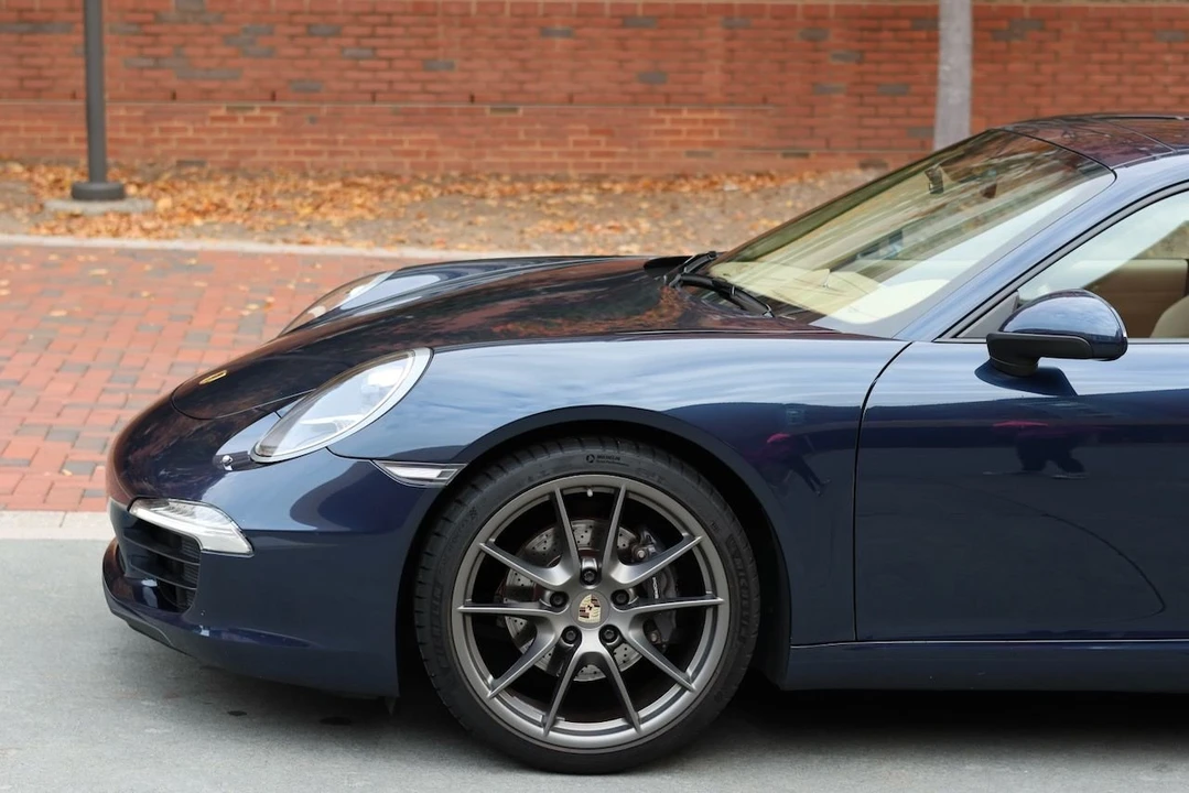 2013 Porsche 991 Carrera - Image 7 of 31