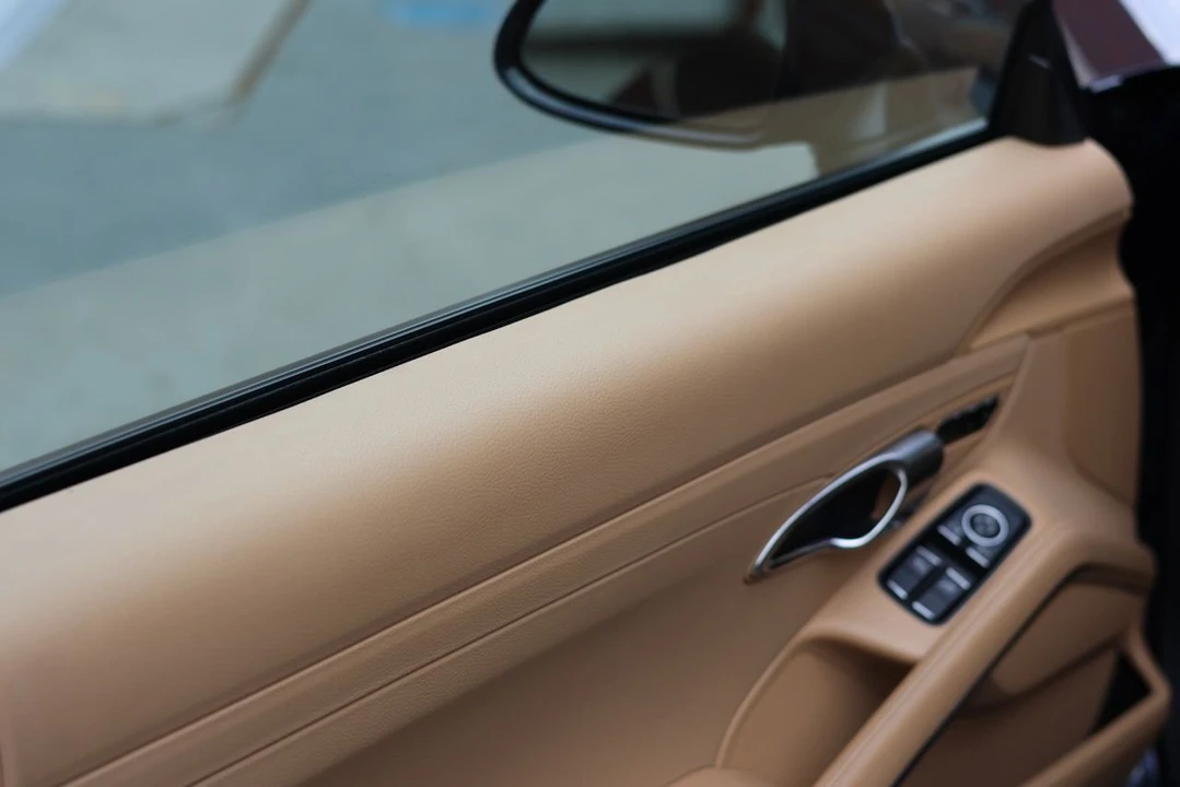 2013 Porsche 991 Carrera - Image 26 of 31