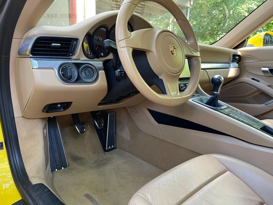 2013 Porsche 991 Carrera S - Image 8 of 10