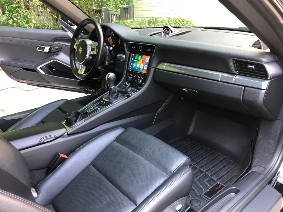 2013 Porsche 991 Carrera - Image 18 of 19