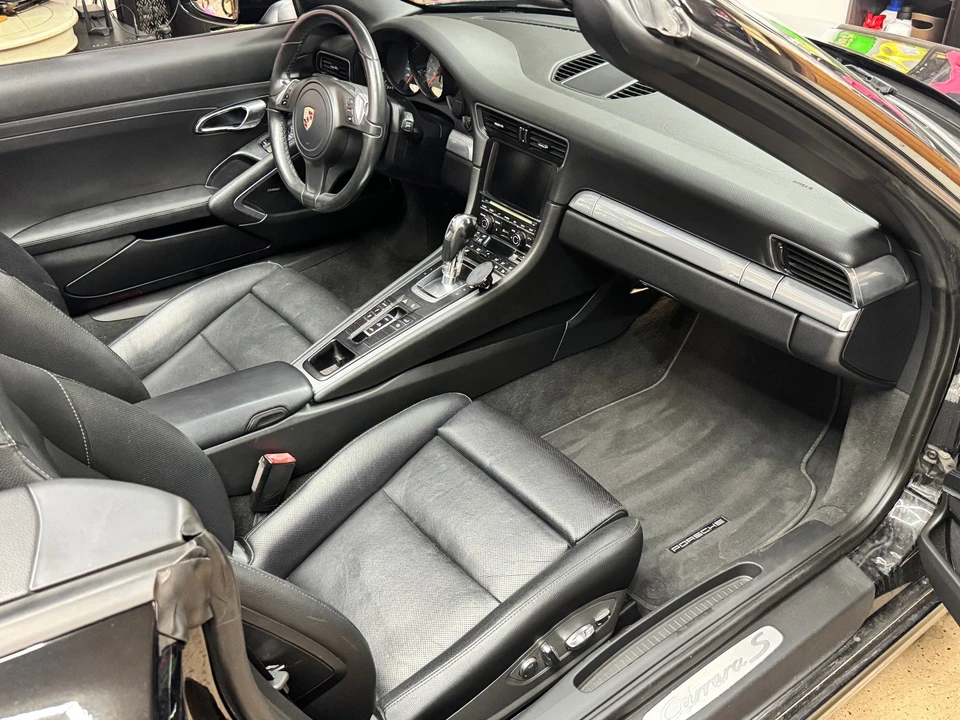 2013 Porsche 991 Carrera S - Image 29 of 31