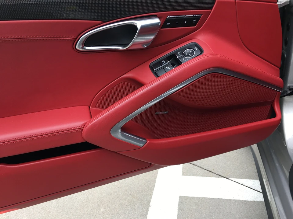 2013 Porsche 991 Carrera 4S - Image 6 of 7