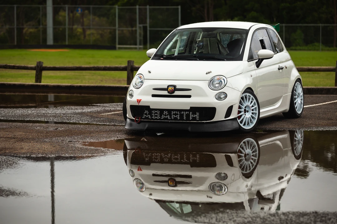 2013 Fiat Abarth 500 - Image 17 of 31