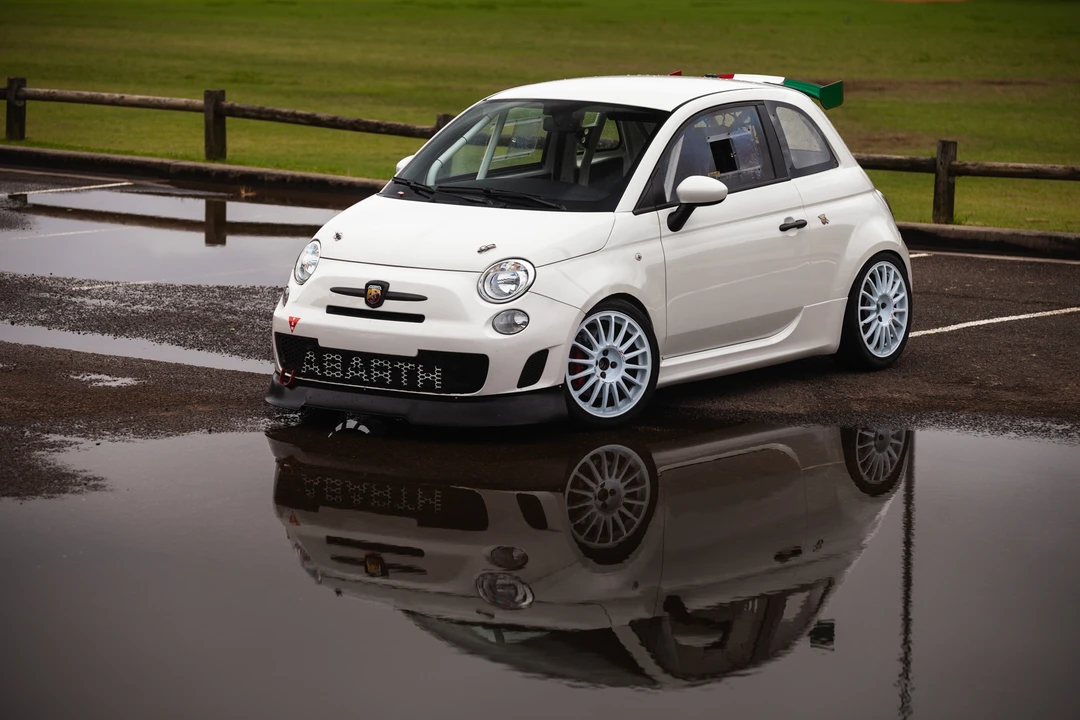 2013 Fiat Abarth 500 - Image 4 of 31