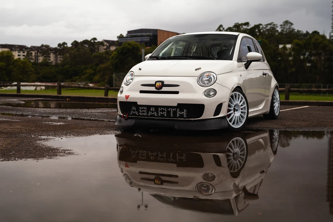 2013 Fiat Abarth 500 - Image 6 of 31