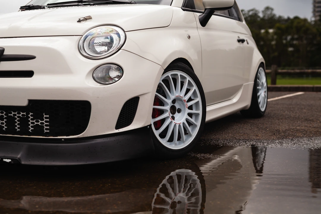 2013 Fiat Abarth 500 - Image 18 of 31