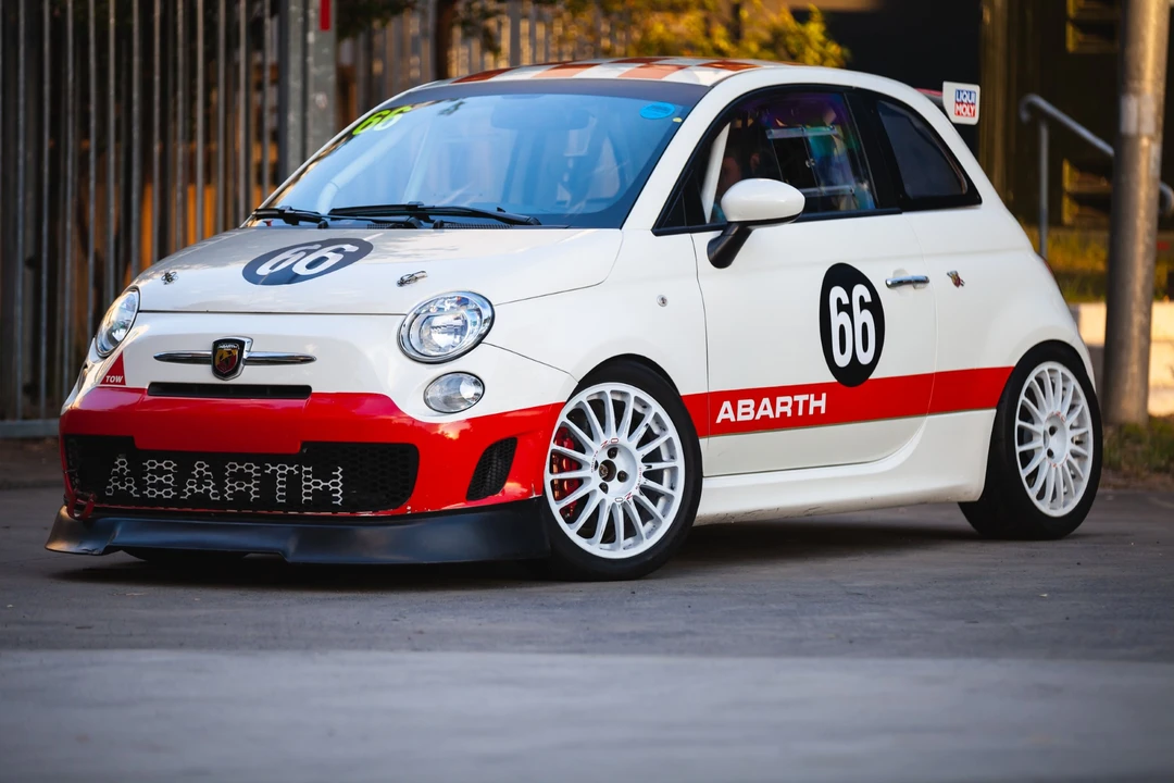 2013 Fiat Abarth 500 - Image 17 of 31