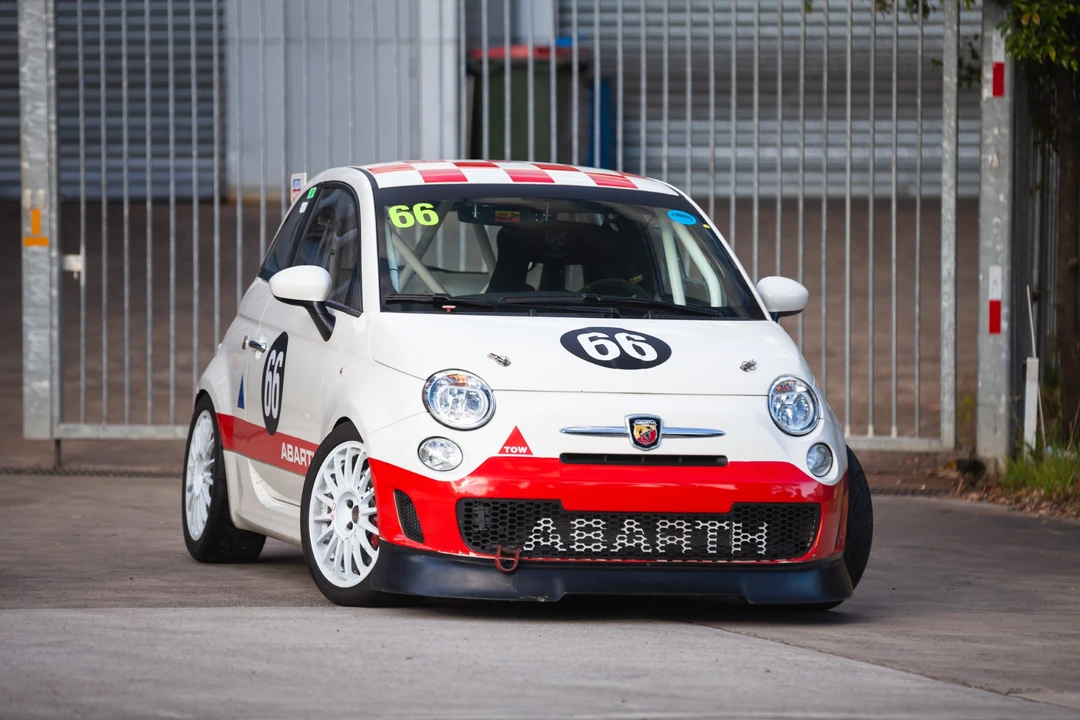 2013 Fiat Abarth 500 - Image 13 of 31