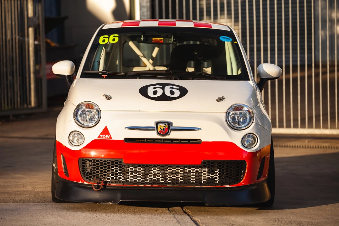 2013 Fiat Abarth 500 - Image 3 of 31