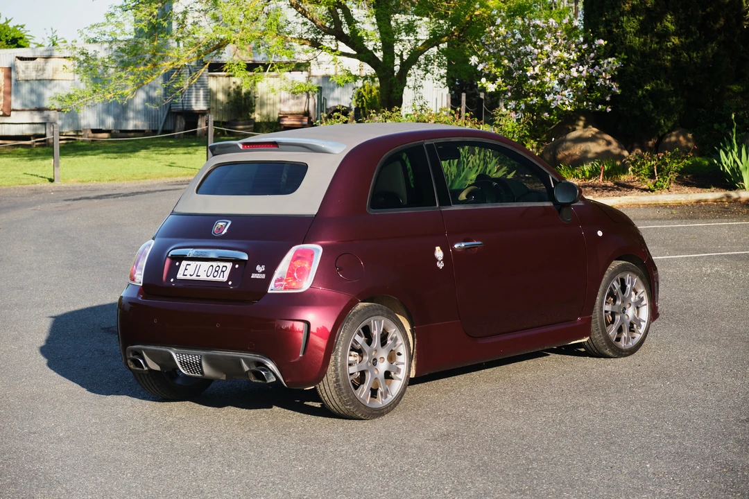 2013 Fiat Abarth 500 - Image 8 of 31