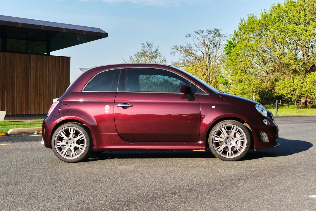 2013 Fiat Abarth 500 - Image 9 of 31