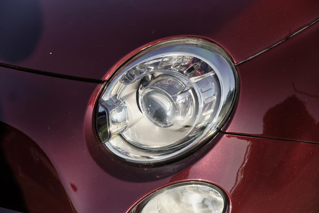 2013 Fiat Abarth 500 - Image 25 of 31
