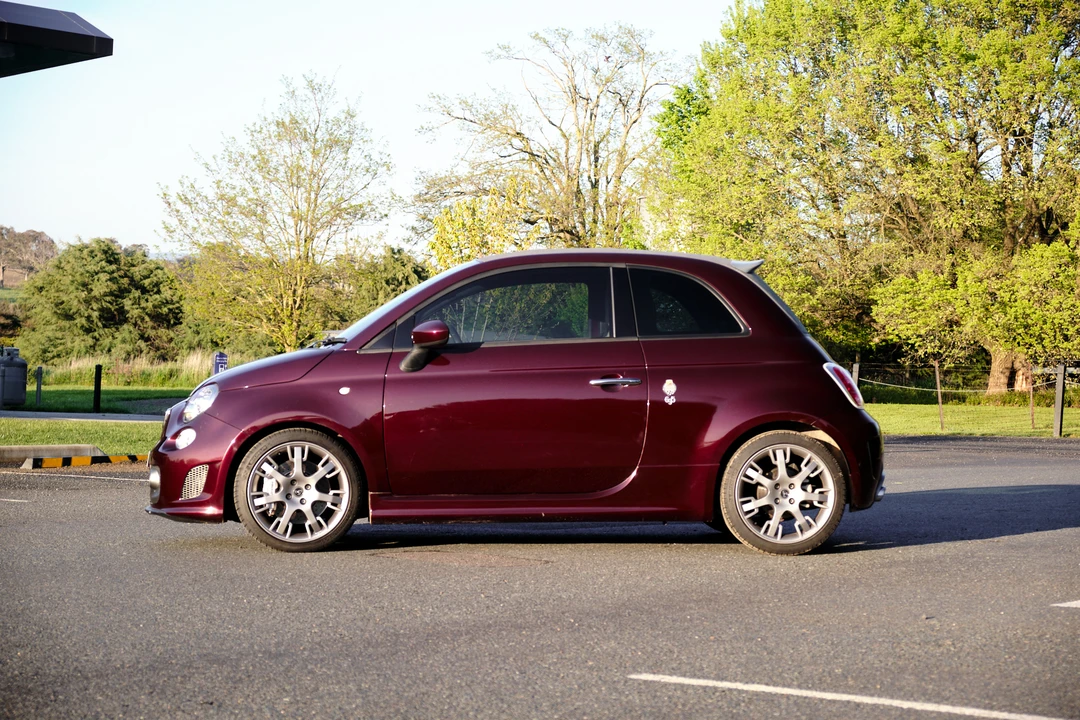 2013 Fiat Abarth 500 - Image 13 of 31
